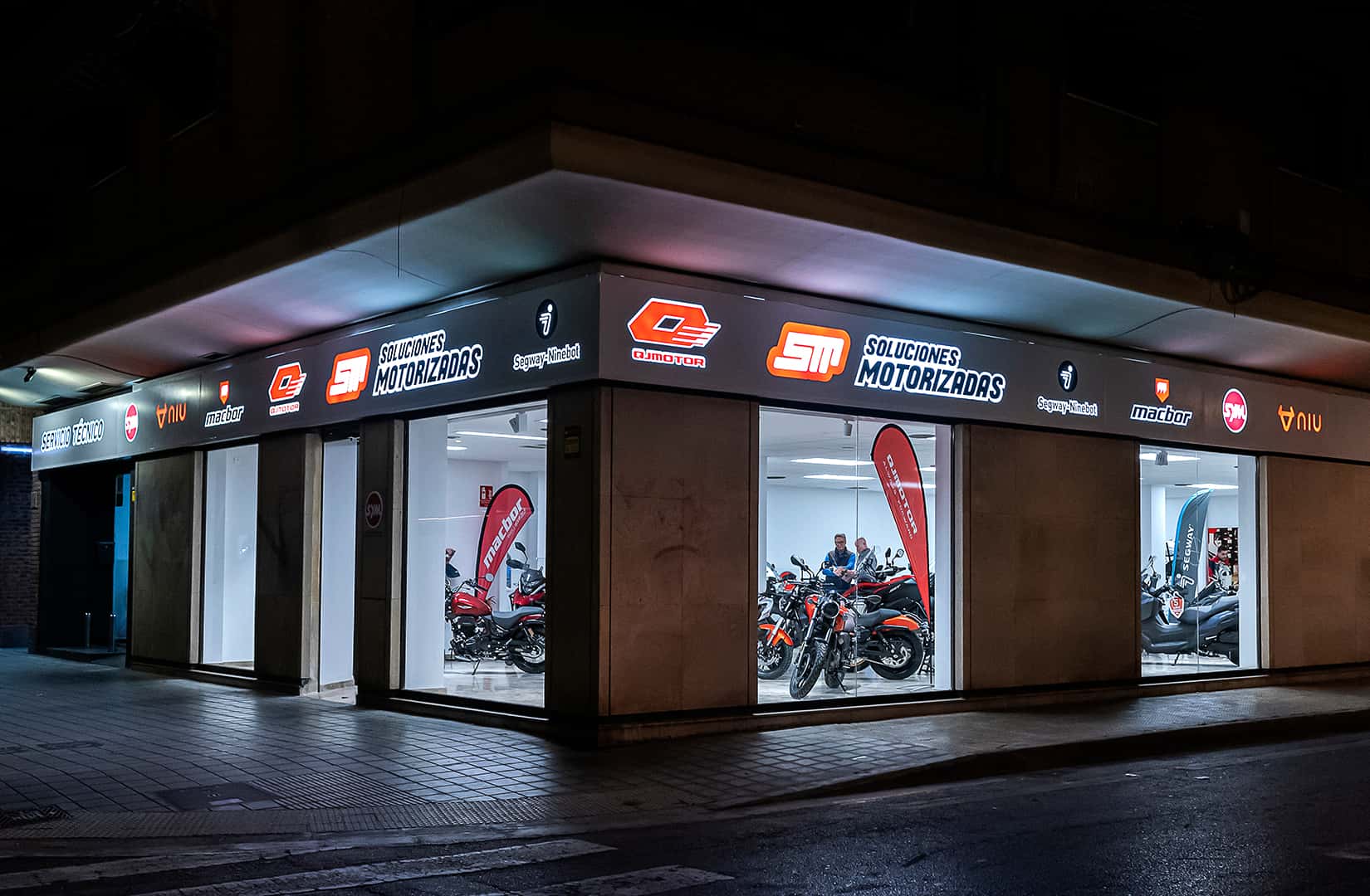 Concesionario <strong>oficial</strong>